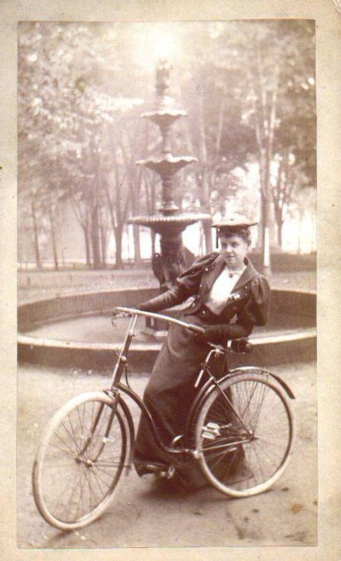 Woman_with_Bicycle_1890s