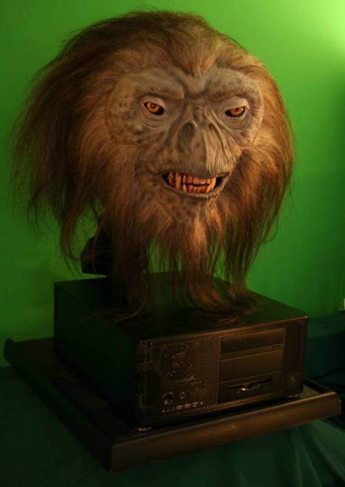 animatronic head