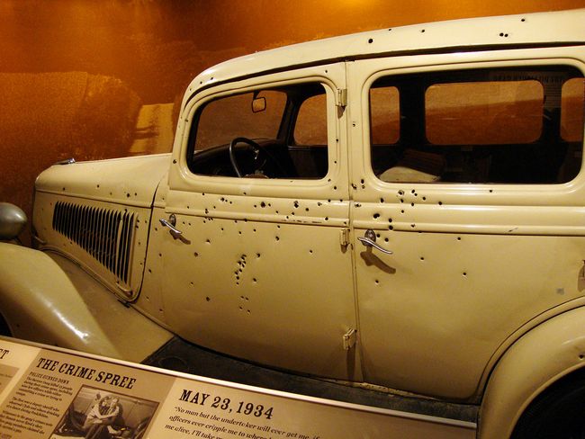 Bonnie and Clyde's Getaway Ford