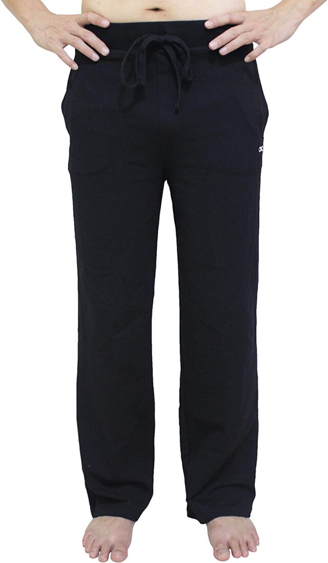 8 Best Yoga Pants for Men - Weird Worm