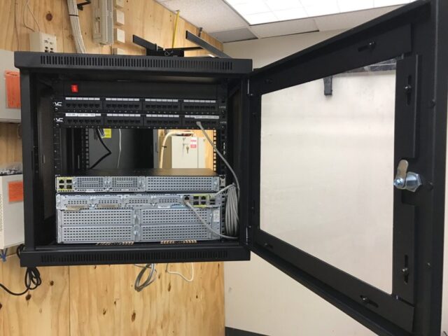 How to Install a Server Wall-Mount Rack? - Weird Worm