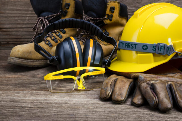 Understanding the Value of a PPE Kit in Workplace Safety